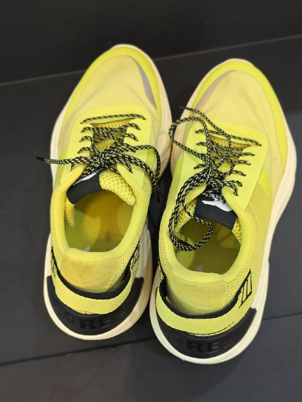Sorel Explorer Blitz Women's Neon Yellow and Black Sneakers Size 9 - Picture 7 of 10